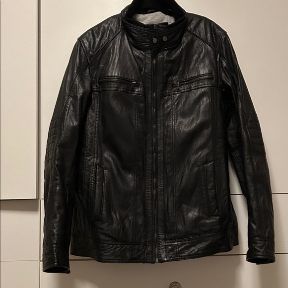 Danier Leather Jacket for Men - Picture 6 of 6